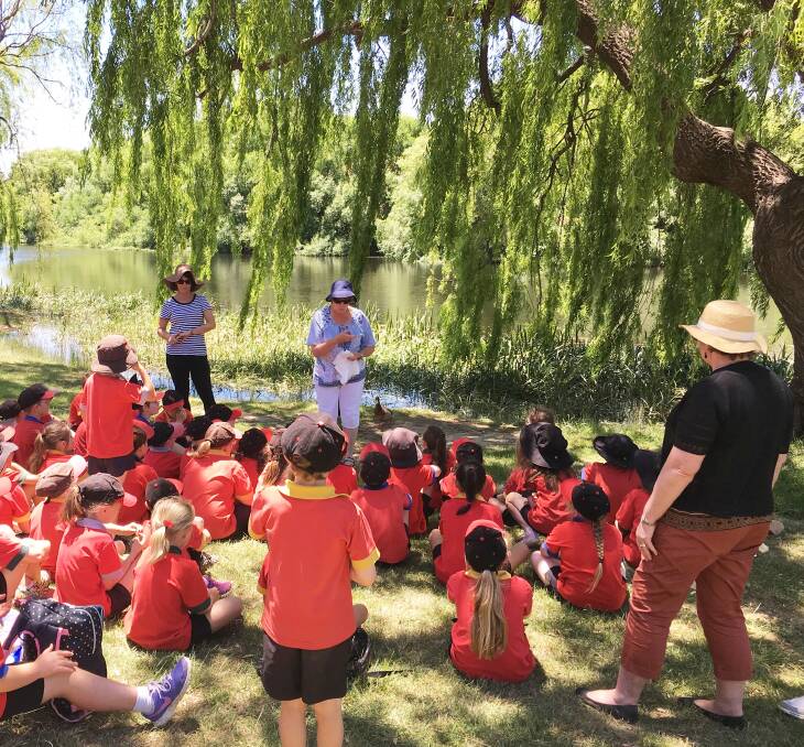 OUTDOOR CLASSROOM: Julie Elliot instructing students at the Goulburn Waterworks recently. 