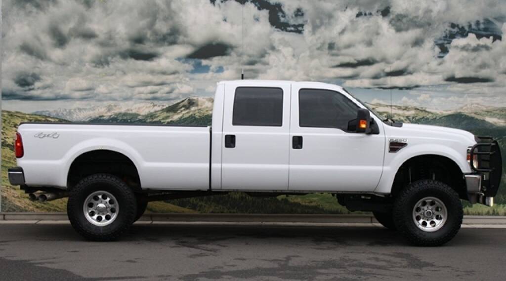 STOWAWAY: Goulburn resident Keith Whittaker said he discovered Riana Tromp lying in the rear footwell of his white Ford F 250 dual cab (similar model shown). He had stopped for petrol and was driving alongside Lake George towards Canberra when a kick to the rear of his seat alerted him to her presence.