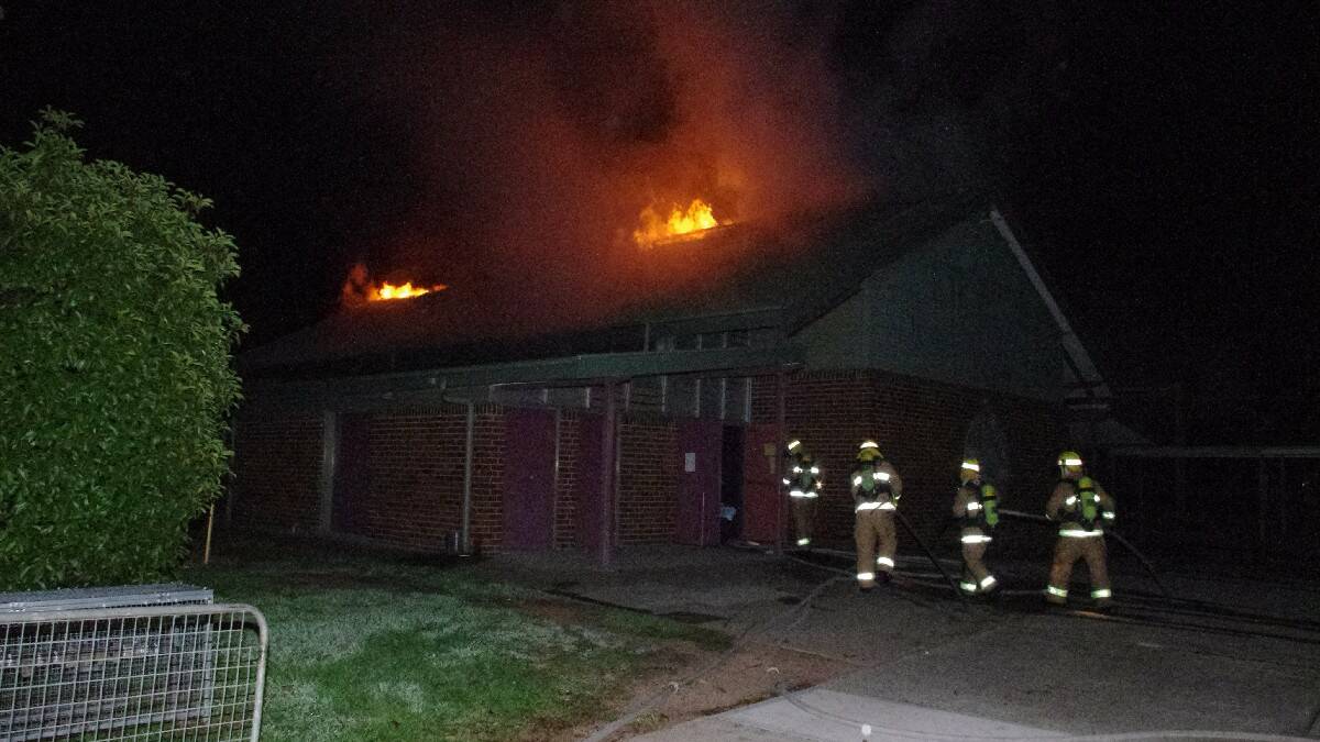 Photos of the Goulburn West Public School hall fire | DARRYL FERNANCE, Goulburn Post. 