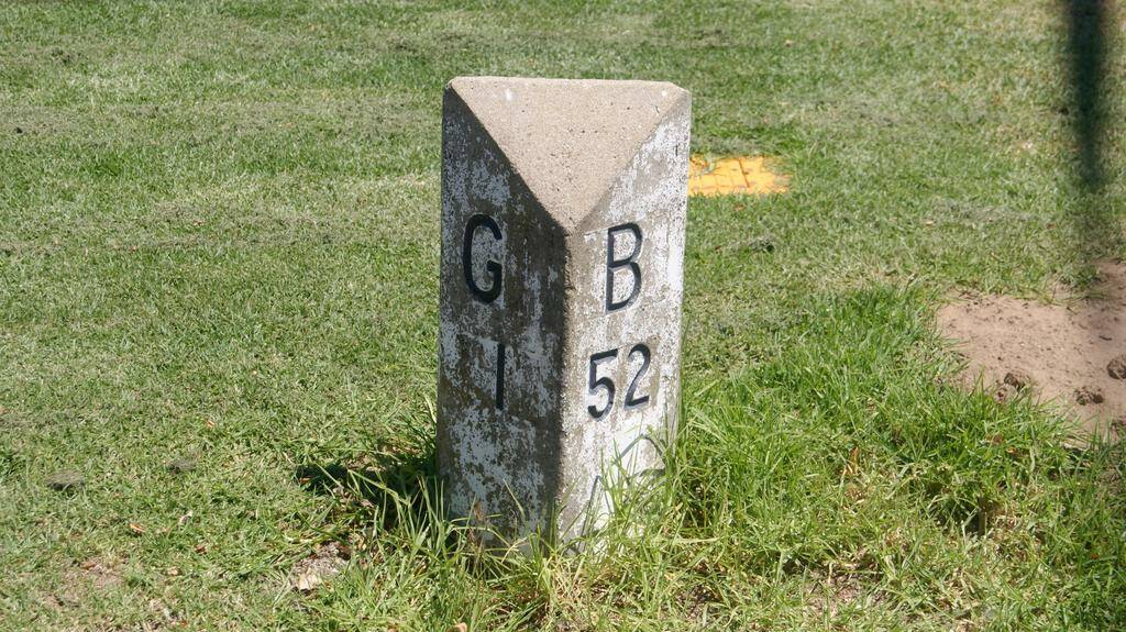 Posted on twitter by @Bus400: "An old Mile Marker on Braidwood Road, Goulburn. If you look hard enough on main roads, you can still see some around."
