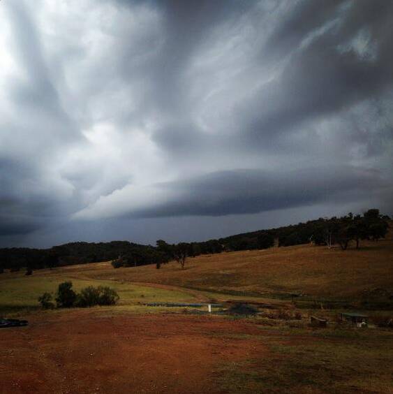 Posted on Twitter by @chickolsson: "Autumn storm at Goulburn"