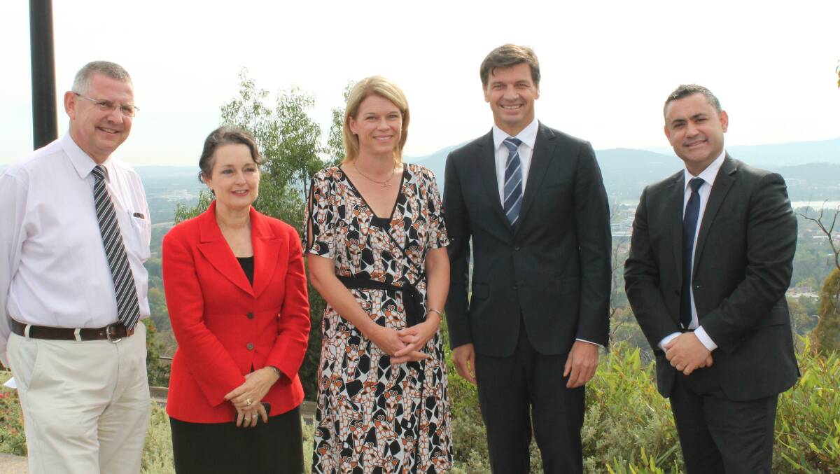 AGAINST: Mayor Geoff Kettle joined Hume MP Angus Taylor and State MPs Pru Goward, Katrina Hodgkinson and John Barilaro in Canberra on April 1, opposing any move to construct more wind farms.
