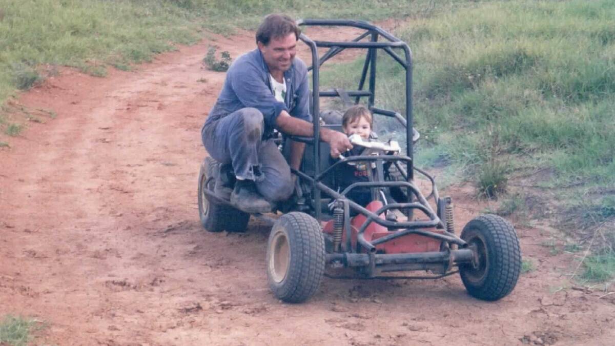 A very young
Braydan in year 2000
getting a taste for life
behind the wheel.