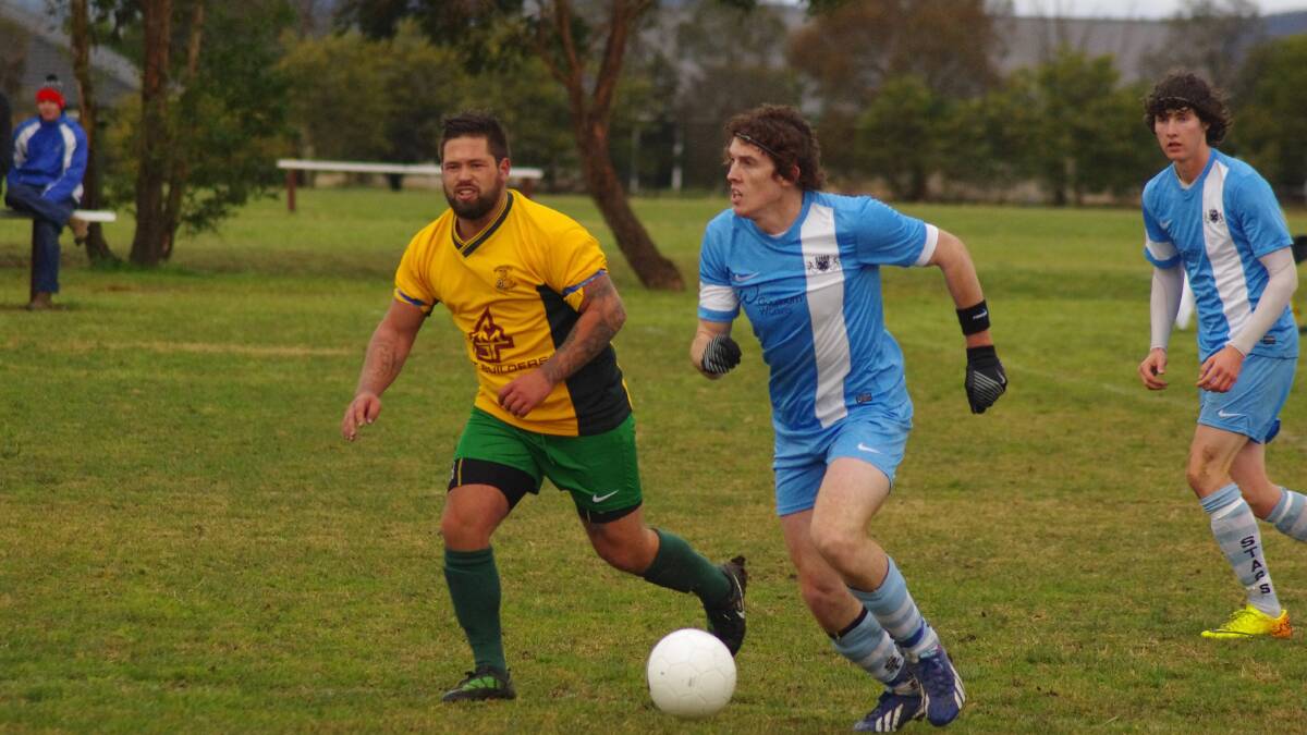HOPING TO CONTINUE FORM:
The Stag’s round 9 game
against Mittagong saw the
Stags win 5-0. Photo Darryl
Fernance.