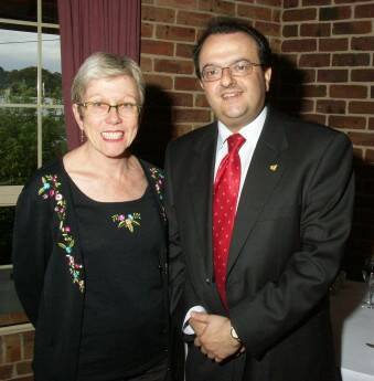 TIME TO LOBBY: State president of the Australian Medical Association Dr John Gullotta met with Goulburn paediatrician Dr Kerrie MacDonald and other local doctors on Tuesday night at Trappers Function Centre to listen to their concerns.