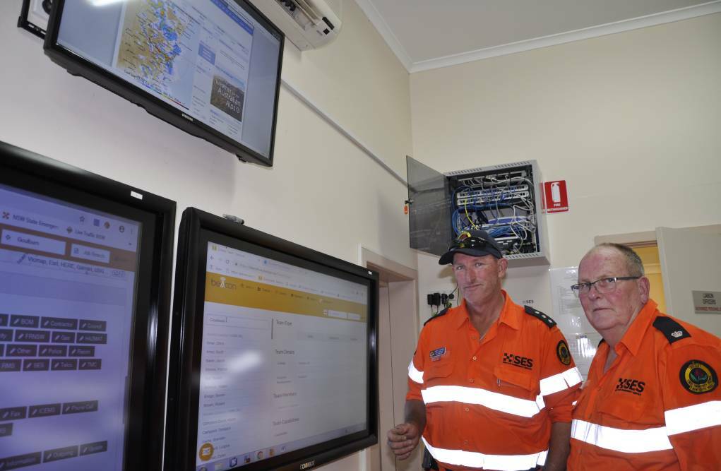 Goulburn SES unit controller Daryl Skinner and regional controller Robert Bell. Picture: Louise Thrower