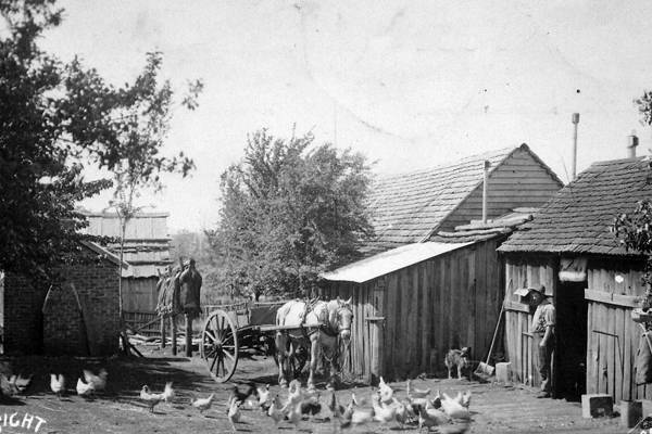 Avoca life circa 1910. Photo: Berrima District Historical and Family History Society