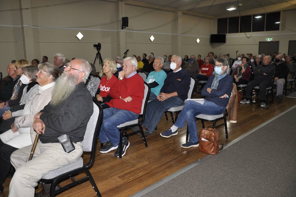 With seven out of nine candidates present at Wednesday evening's Meet the Candidates Forum, Hume voters had the opportunity to ask the questions most important to them. Photo: Louise Thrower.