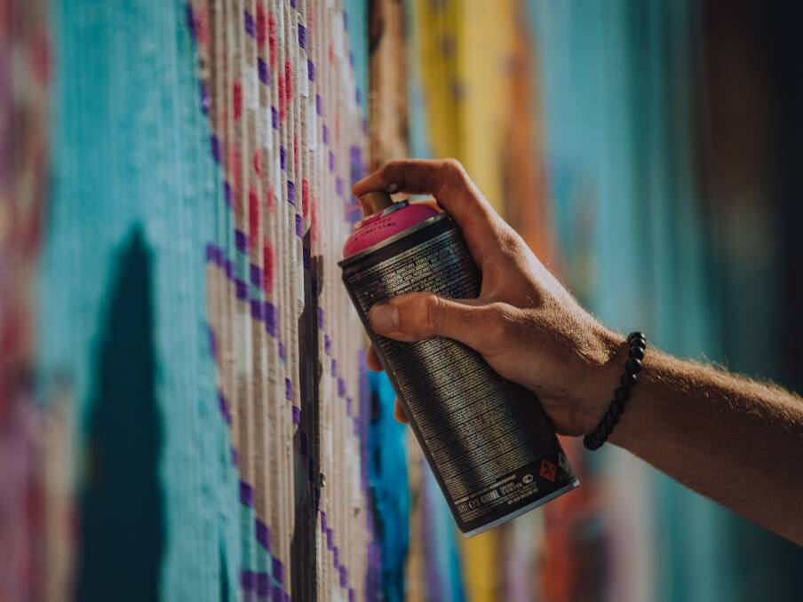 PAINT THE TOWN is a federally funded mural art project rolling. Photo: Jakob Rosen on Unsplash.
