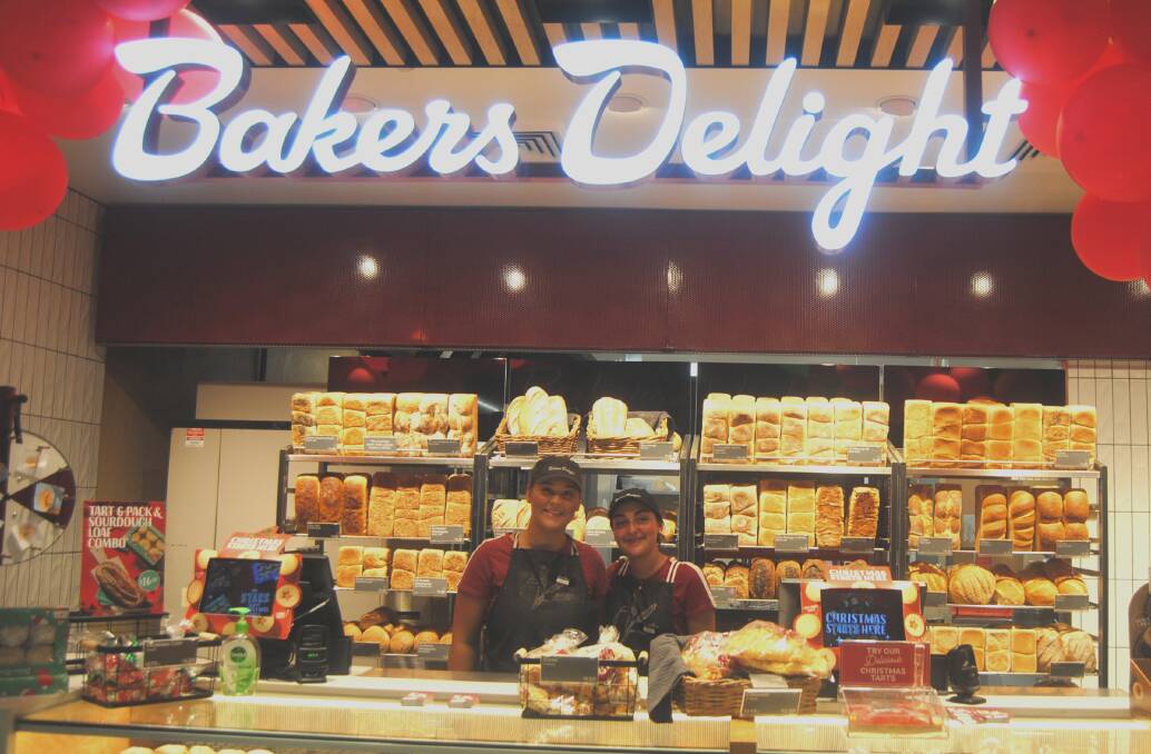 Bakers Delight workers Emily Reid and Sofia Mavrolefterou. Image by Jacqui Lyons. 