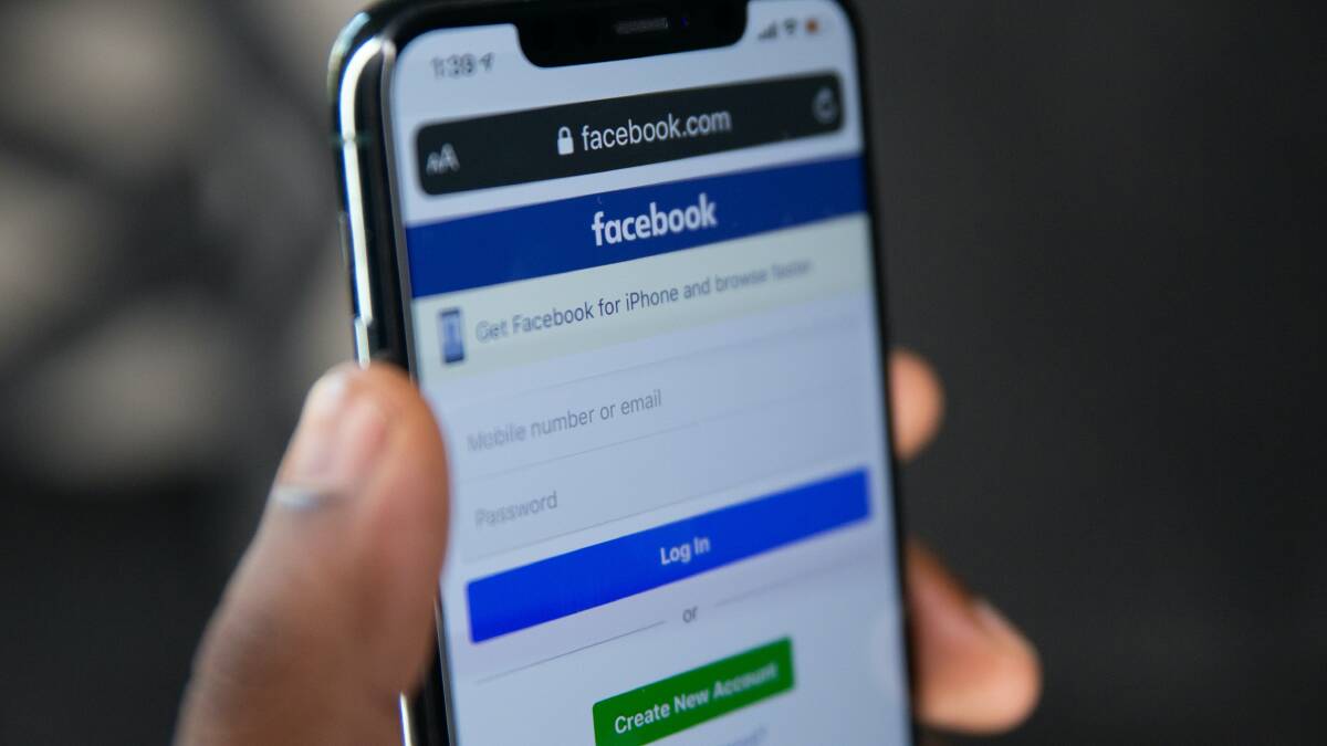Regional and older Australians to suffer most from Facebook news ban