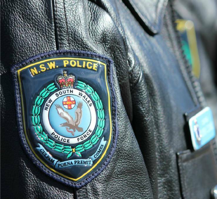 Goulburn man charged over alleged online grooming offences