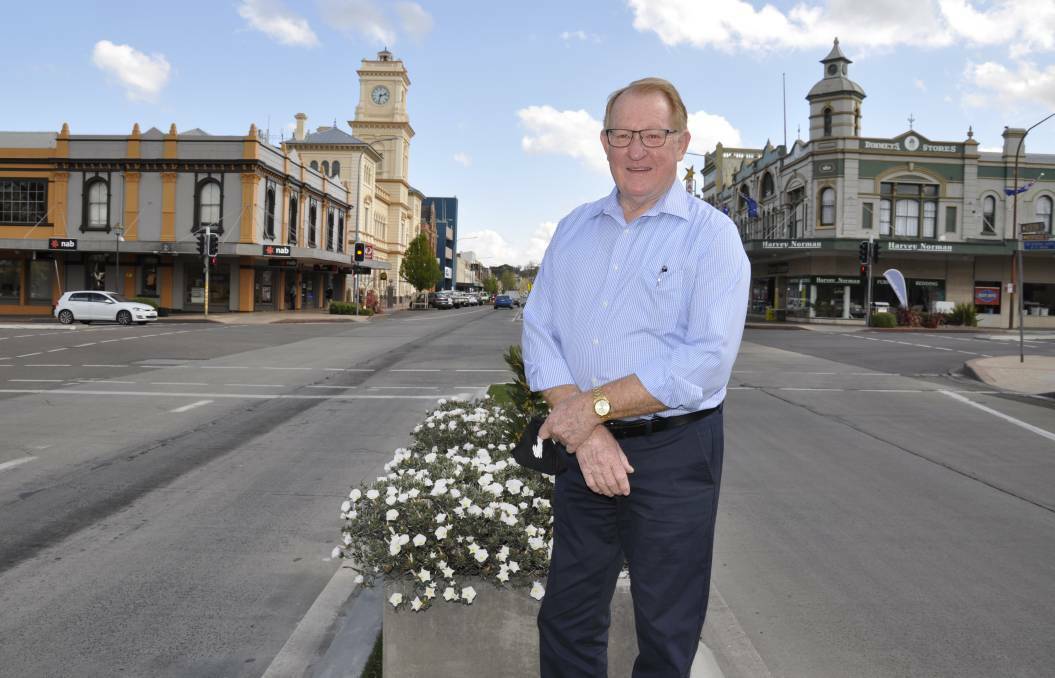 MAIN STREET: Mayor Bob Kirk and other councillors voted for the proposal. Photo: Louise Thrower