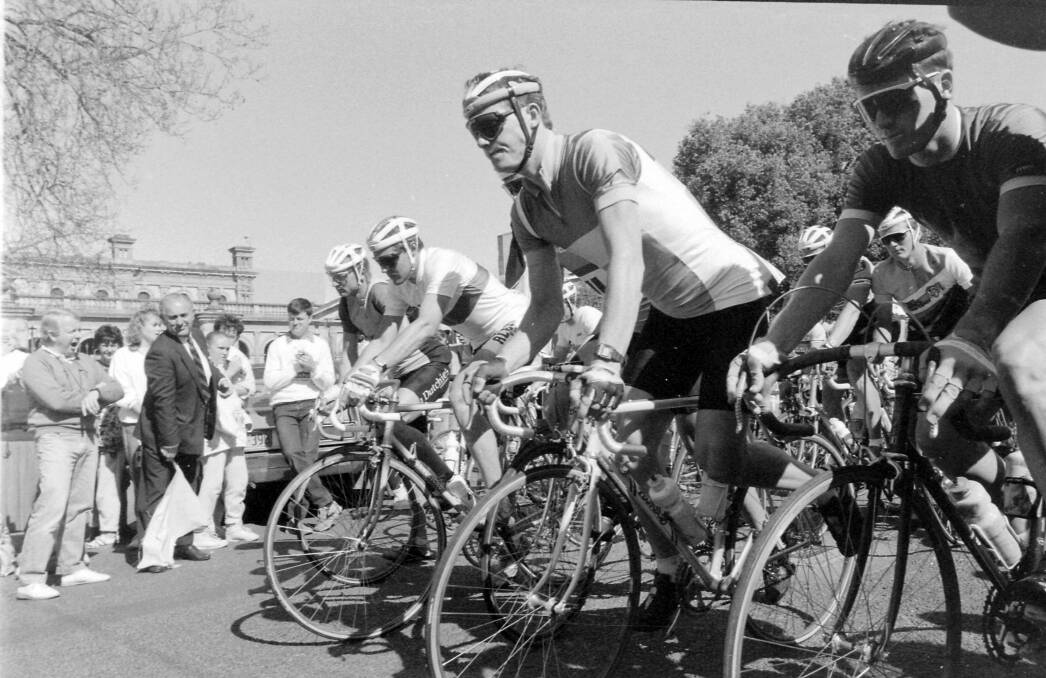 The start of one of the Goulburn to Sydney cycle races in Montague Street. Photo: Darryl Fernance