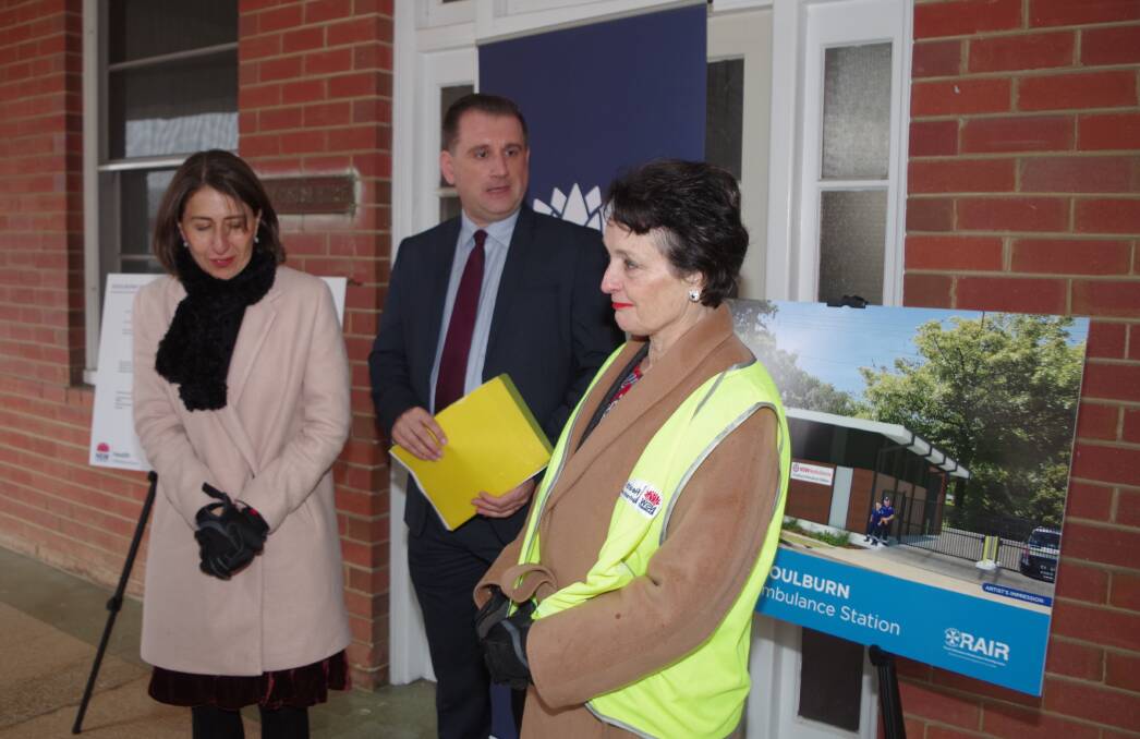 ANNOUNCMENT: Premier of NSW Gladys Berejiklian, and South East NSW Health CEO Andrew Newtonlisten as Member for Goulburn Pru Goward explains where the new ambulance station is to be built before they take to the gate of Springfield House, the former nurses home to with a sledge hammer to signify the start of the building's demolition to make way for the new hospital. Photo: Darryl Fernance