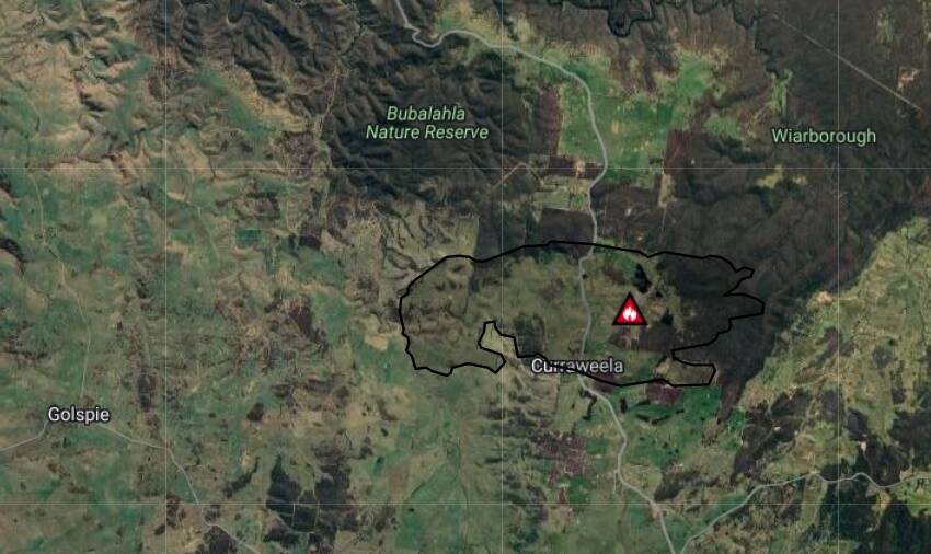 The Curraweela fire is spreading rapidly into heavily timbered country in the Wiarborough reserve to the east. Image by RFS.