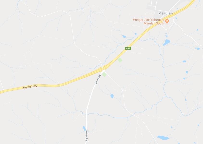 The crash occurred on Jerrara Road shortly after noon on Wednesday. Image: Google maps.