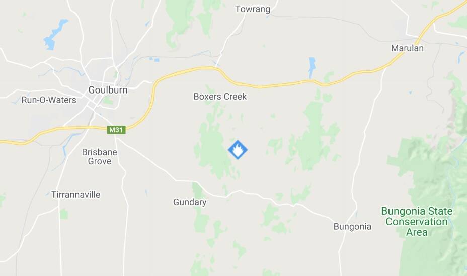 The fire broke out on Robinson Road between Goulburn and Bungonia late yesterday. Image sourced.