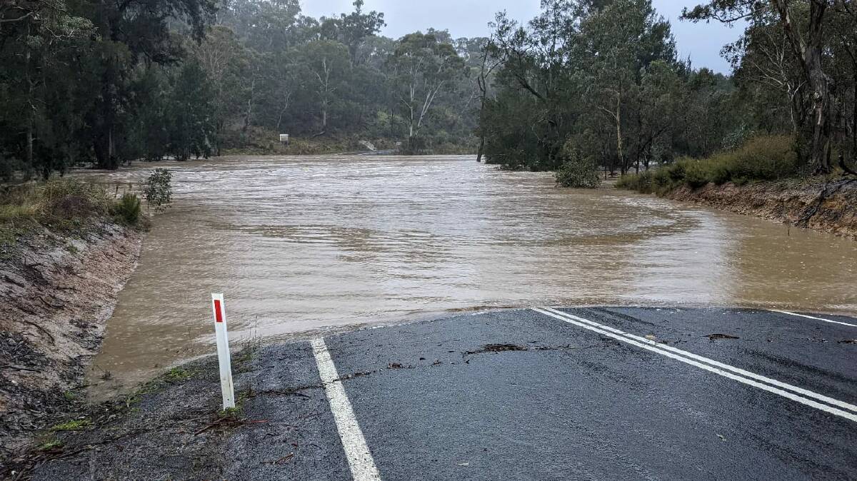 The Taralga to Oberon Road at Abercrombie Bridge shows signs of cracking. Photo: Ross Plummer.