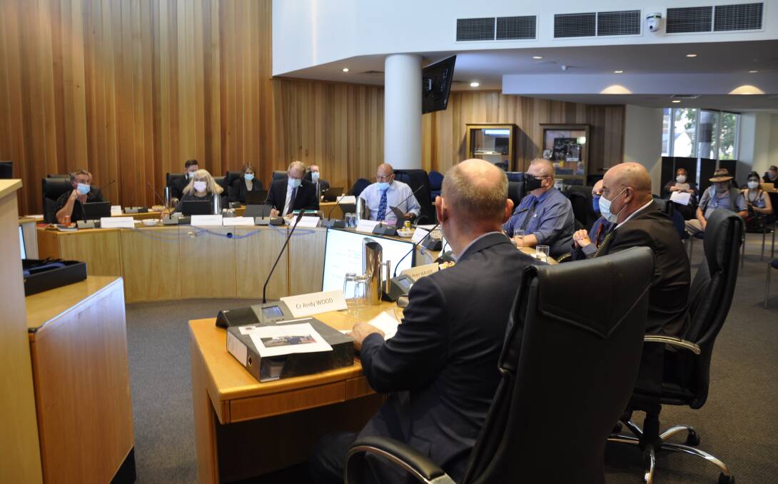Councillors who voted against Bob Kirk's continuation as mayor should explain themselves, writes Geoff Peterson. Photo: Louise Thrower.