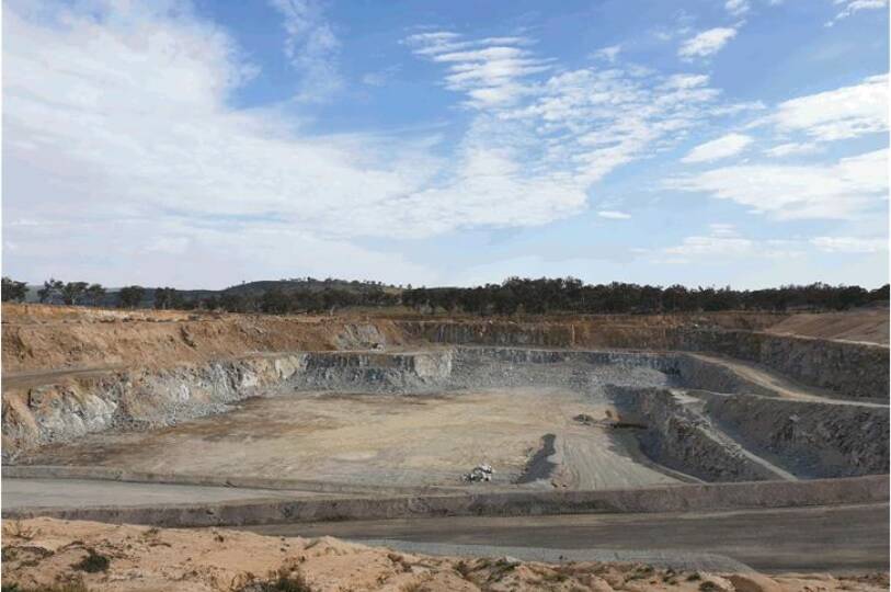The Lynwood quarry granite pit. Image sourced.