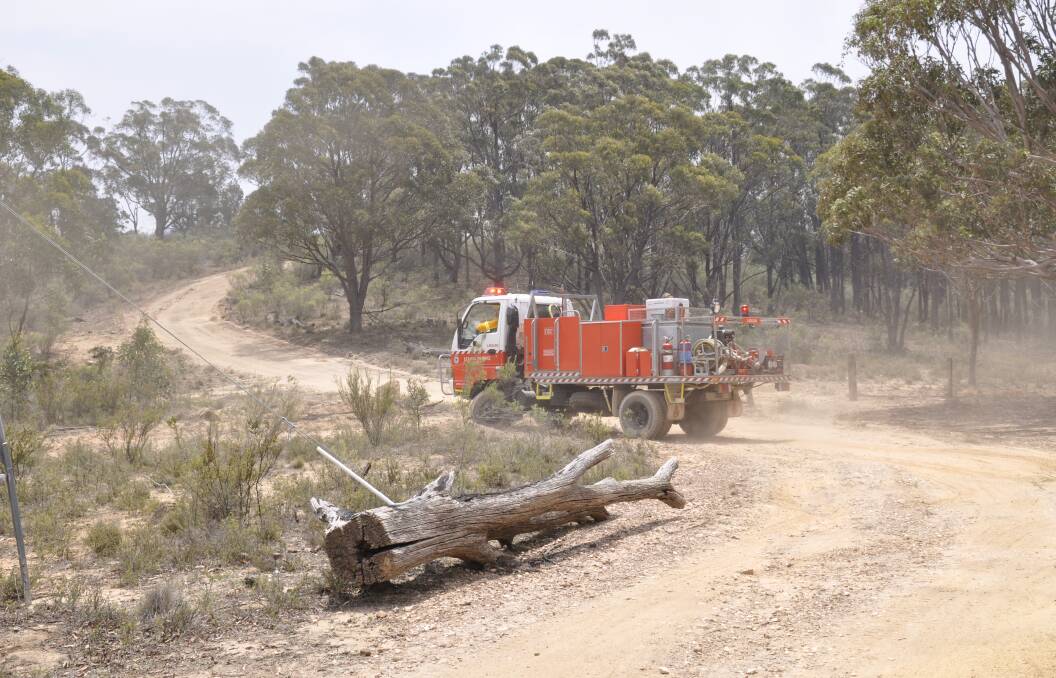 An RFS crew at the Long Gully fire near Bannaby in January 2018. Photo: Louise Thrower.