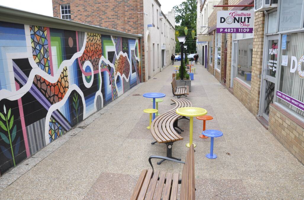 The council has installed new seating in Russell Lane, using a state government grant. Picture by Louise Thrower. 