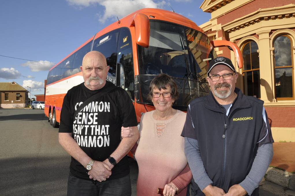 NEEDED: Lawrie and Colleen Sullivan, with Trainlink bus driver Chris Janse, are pushing for the bus service to continue beyong October 28. Photo: Louise Thrower.