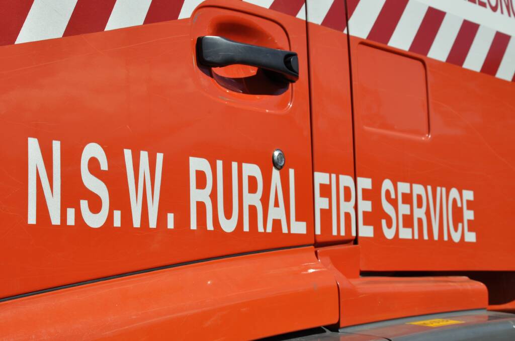RFS calls in aerial support for Windellama district fire