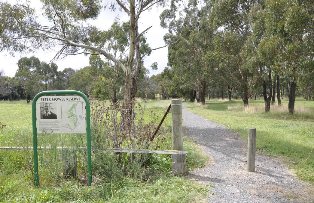 LEISURELY WALK: The 1.3km Wollondilly Riverwalk extension will take in the Peter Mowle reserve off Lower Sterne Street. Photo: Louise Thrower.