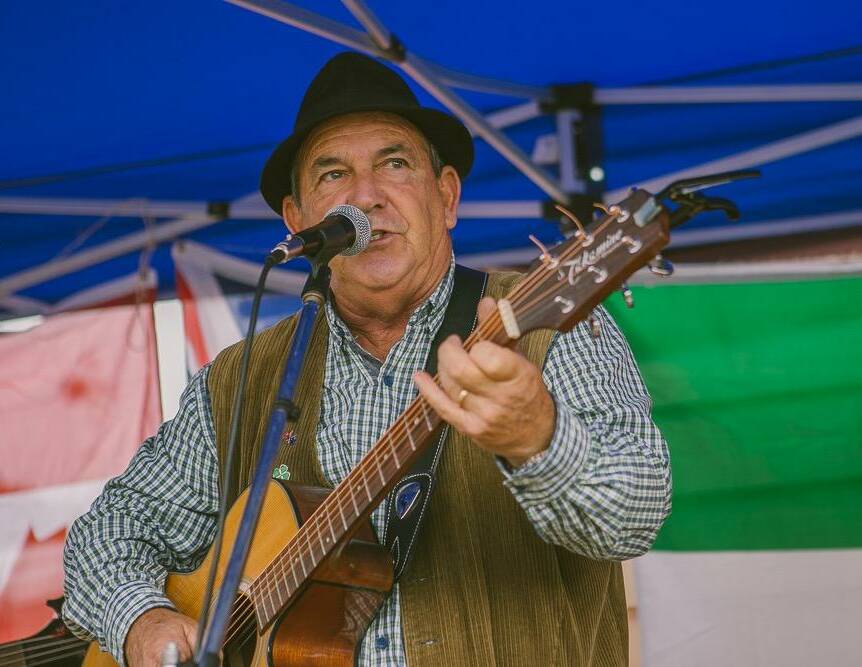 Tony Rodwell and the Mountain Dew Band are regular entertainers at Tallong's Apple Day. Photo: Magnus Agren.