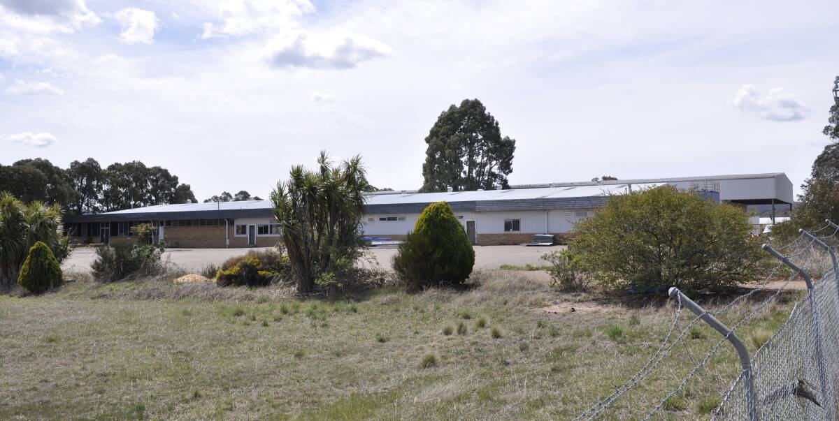 A company will lease the former Tefco Trailers premises in Ross Street, Bradfordville for its glass lamination operation. 