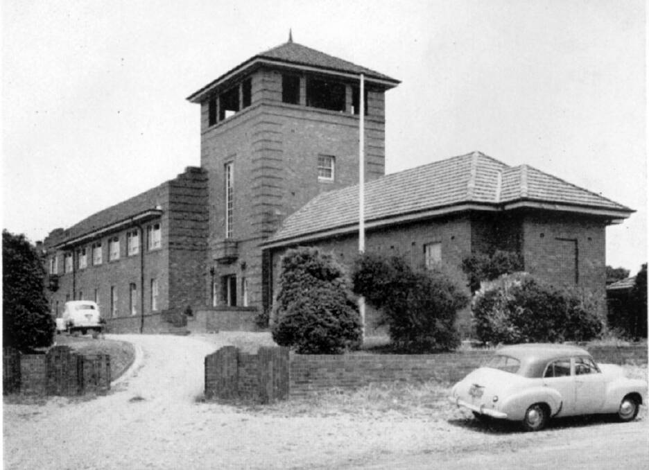 The former Salvation Army' Gill Memorial Boys Home. Photo courtesy Goulburn and District Historical Society.