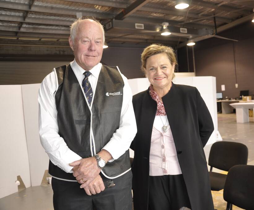 NSW Electoral Commission manager Lars Gudikson with newly elected Member for Goulburn Wendy Tuckerman following the distribution of preferences on Thursday. 