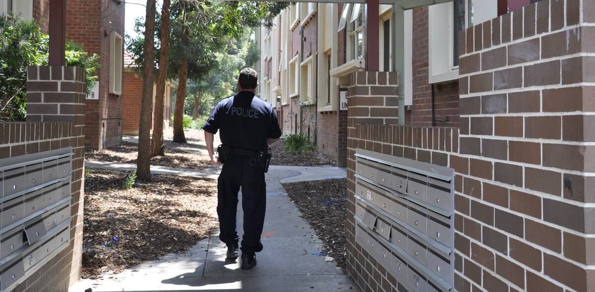 Police conducted investigations at the unit complex in Goldsmith Street on Wednesday morning following the alleged gun threat. Photo: Louise Thrower.