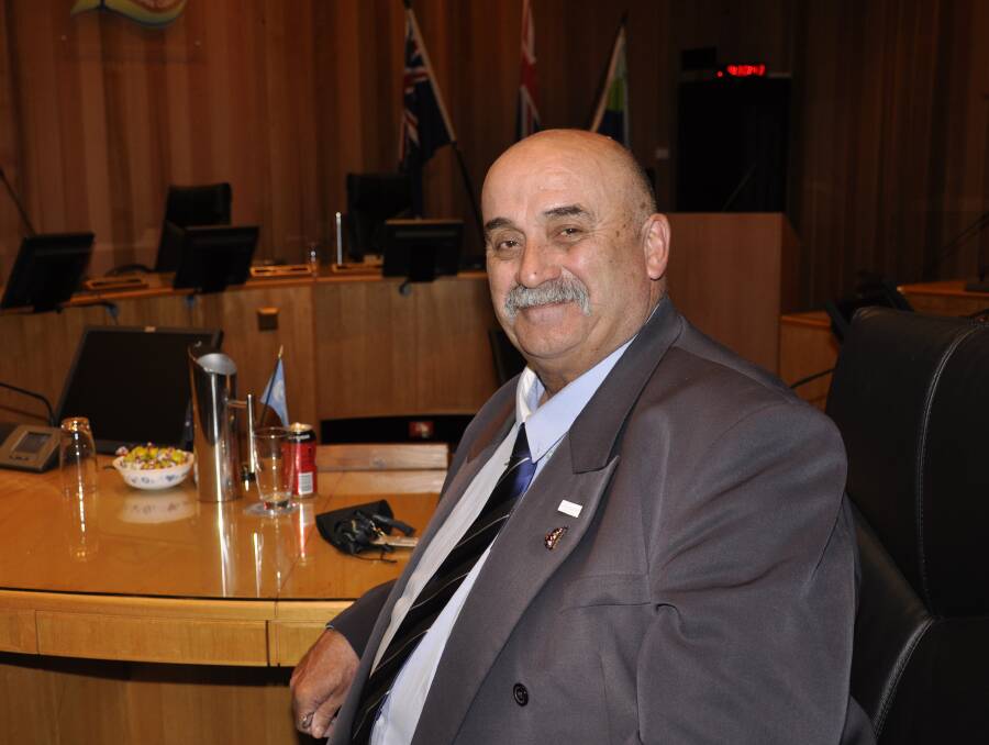 Deputy Mayor Peter Walker. Photo: Louise Thrower.