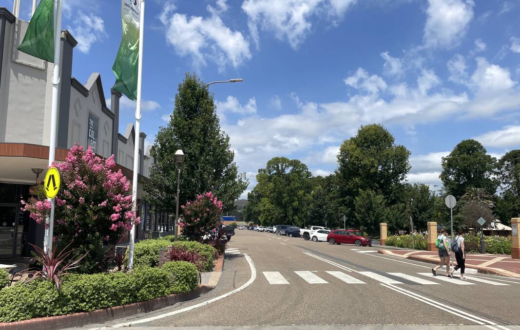 Goulburn Mulwaree Council has applied for grant funding to install electric vehicle charging stations in Market Street. Some councillors are concerned about loss of parking. Picture by Louise Thrower.