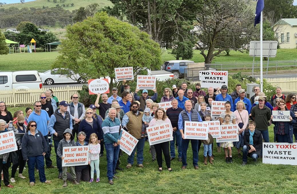 OPPOSITION: On Saturday Goulburn MP Wendy Tuckerman met with Tarago residents opposing Veolia's waste to energy project at the nearby Woodlawn bioreactor. Mayor Bo Kirk, several candidates and other interested people attended. Photo supplied.