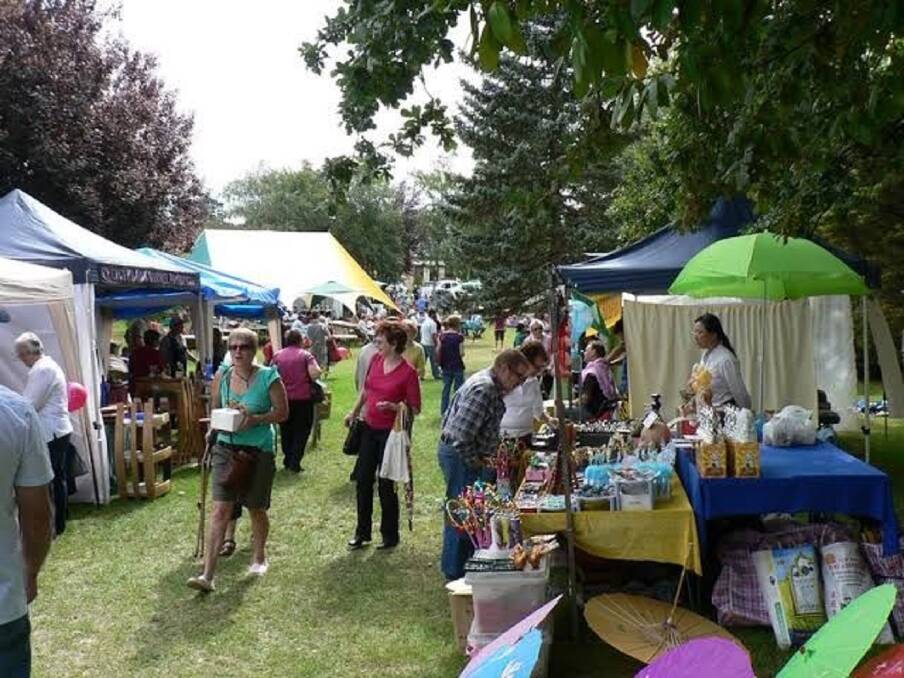 BUY LOCAL: Kick off your Christmas shopping this Saturday at Crookwell Lions Christmas Market.