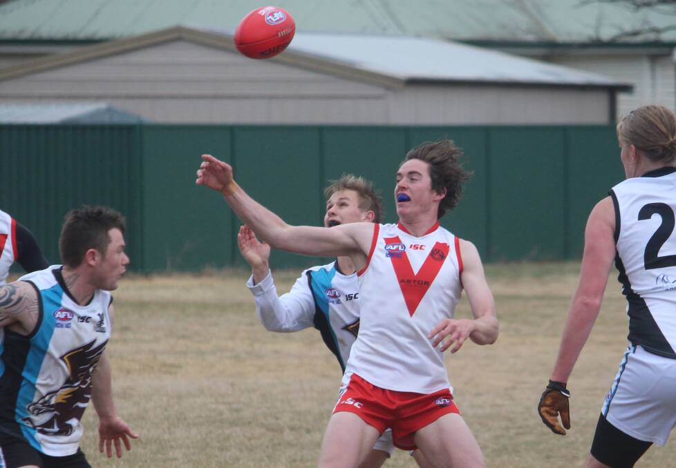 Eye on the ball: Swans captain Rory Heffernan played his 50th match for the club on Saturday, which resulted in a strong win for Goulburn at home. Photo: Zac Lowe.