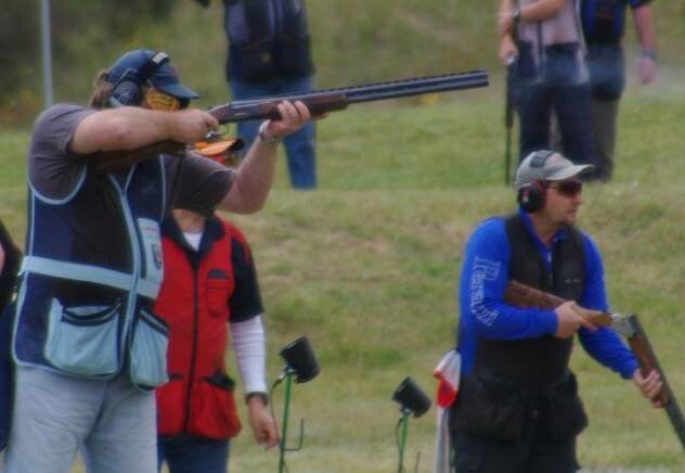 Frazer Roberts (pictured aiming) made the most of difficult shooting conditions in Wagga. Photo: 