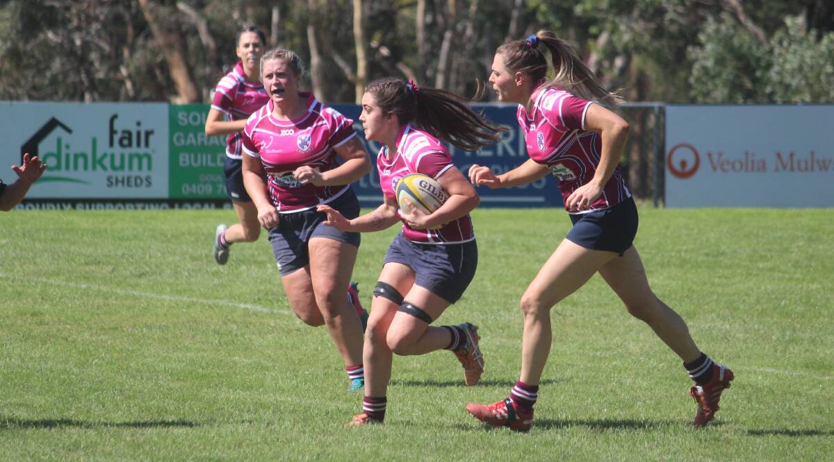 Good run: The Dirty Reds women started their first season with a win and a loss on Saturday. Photo: Zac Lowe.