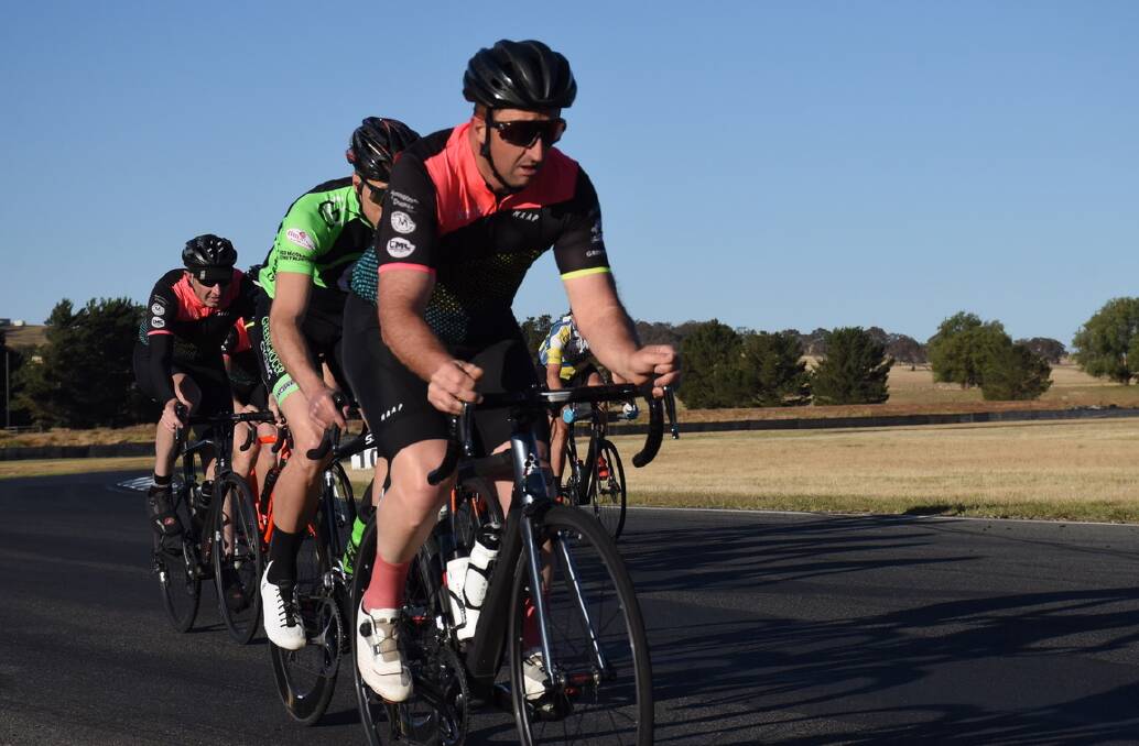 All in: B Grade welcomed a huge field of 10 riders last week at the Goulburn Cycle Club race. Photo: David Carmichael. 