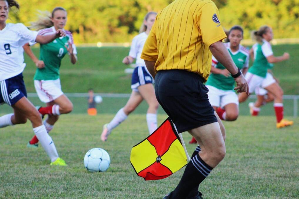 Refereeing: Everyone makes mistakes, but we often punish umpires for them more than most. Photo: Noelle Otto.