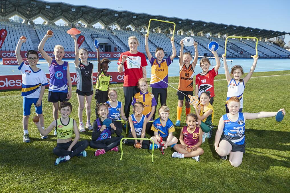 Athlete Sally Pearson (centre, back) with kids from various Little Athletics Clubs. Photo supplied