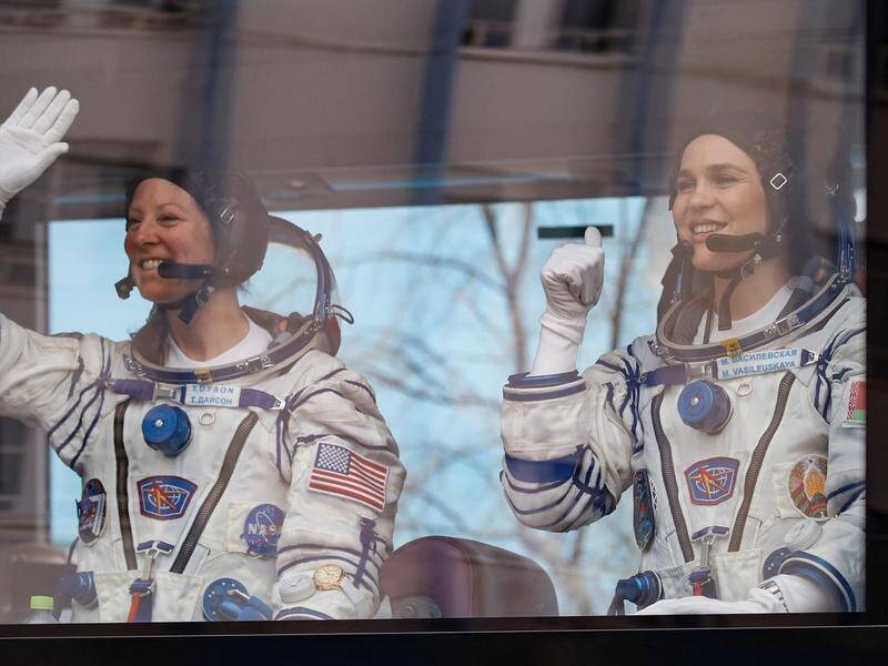 Tracy Dyson and Marina Vasilevskaya are making their way toward the International Space Station. (EPA PHOTO)