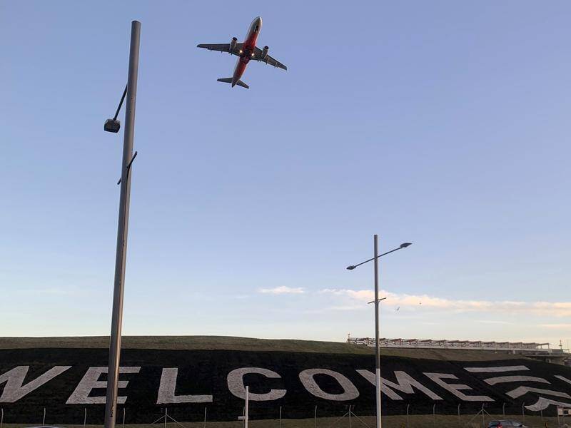 Quarantine-free travel between Australia and New Zealand as Australia's Delta variant rages.
