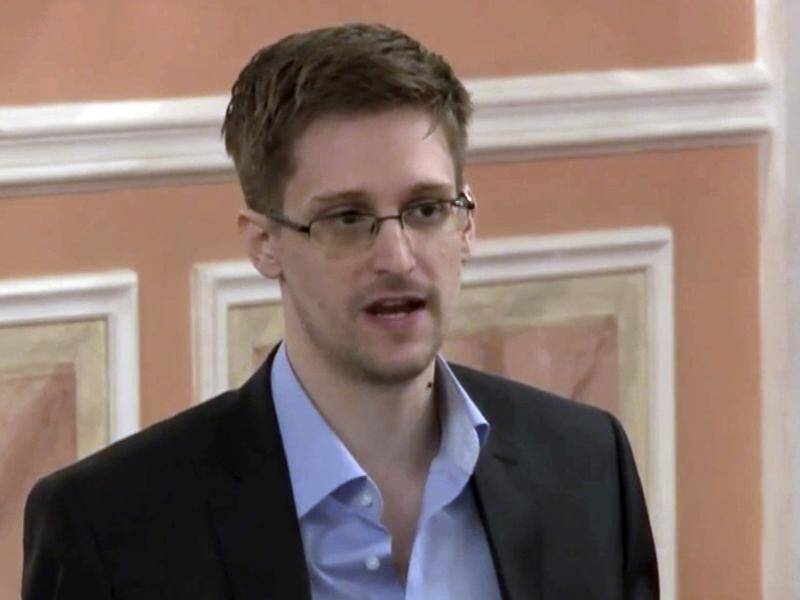 Donald Trump says he's considering granting a pardon for security leaker Edward Snowden.