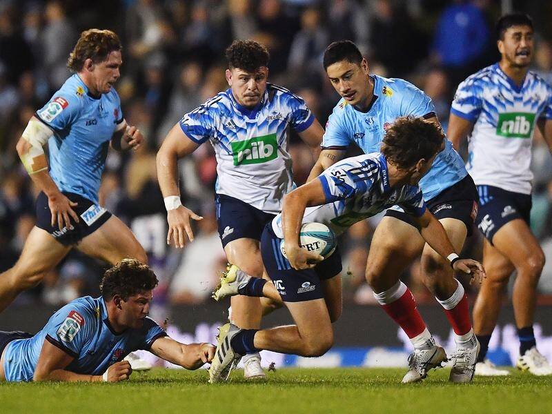 The table-topping Blues have scored a thrilling 20-17 Super Rugby Pacific win over the NSW Waratahs.