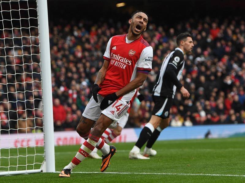 Mikel Arteta is backing Arsenal skipper Pierre-Emerick Aubameyang to end his goalscoring drought.